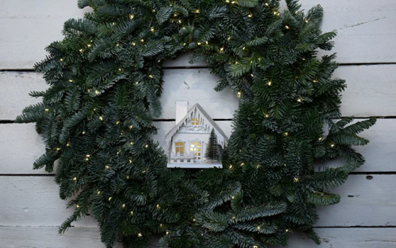 Венок новогодний рождественский "Вечерние огни" 30 см